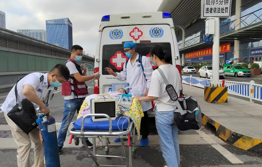 嘉禾县救护车出租公司